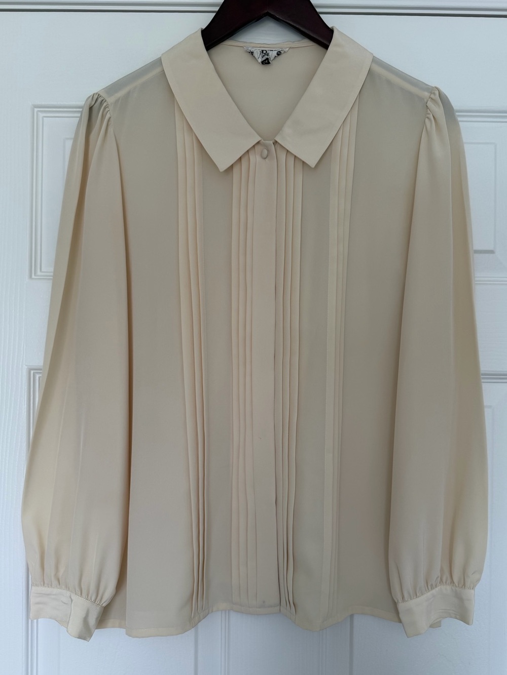 Vintage Ports International Cream Pleated Front Blouse Size 12